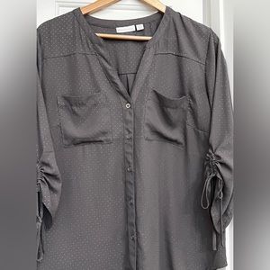 Great condition. NY&Co THE MEGHAN SHIRT - GLITTER DOT in gray and burgundy.